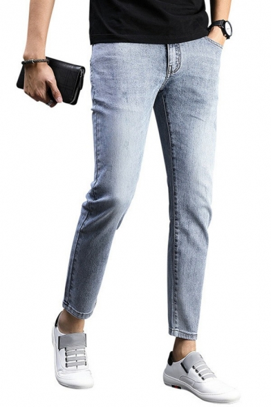 Modern Mens Plain Jeans Medium Wash Pocket Detail Zipper Placket Jeans