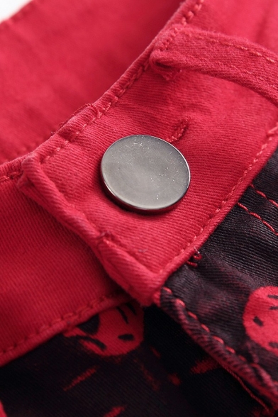 Simple Mens Jeans Skull Print Medium Wash Pocket Detail Zipper Placket Jeans in Red