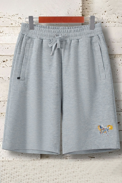Boyish Boys Embroidery Dragon Print Pocket Drawcord Waist Mid Rise Relaxed Shorts