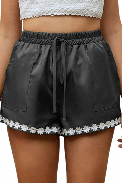Simple Women's Shorts Embroidery Flower Pocket Drawstring High Waist Shorts