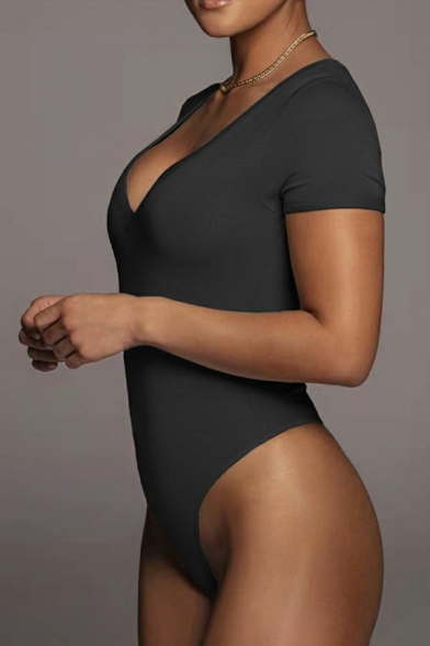 Attractive Women Bodysuit V-Neck Short Sleeve Whole Colored Sleeveless Bodysuit