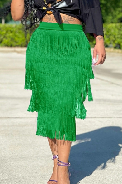 Modern Skirt Solid Color Elastic Waist Tassel Design Tiered Midi Skirt for Women