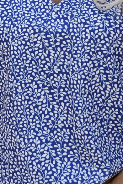 Hot Tee Shirt Floral Pattern 3/4 Length Sleeve V Neck Regular T-shirt for Girls