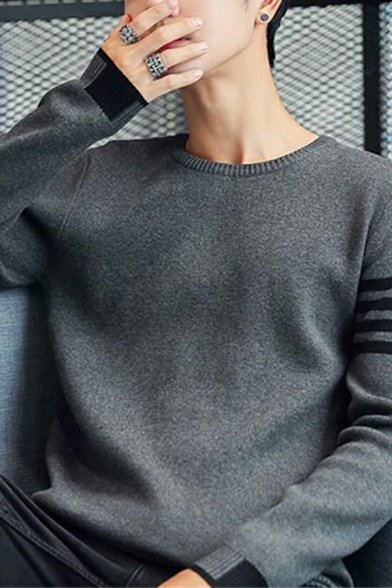 Basic Guy's Sweater Contrast Stripe Rib Hem Round Neck Long Sleeves Pullover Sweater