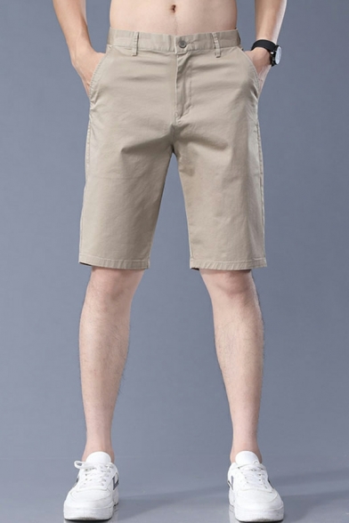 Men Athletic Plain Pocket Detailed Mid Waist Slim Fit Button Placket Shorts