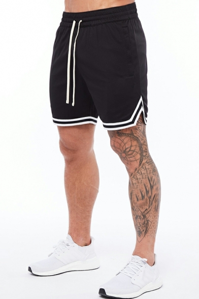Creative Guy's Contrast Striped Drawstring Waist Front Pocket Regular Shorts