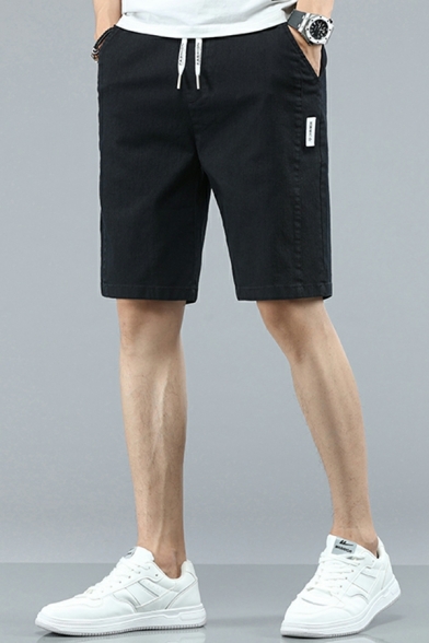 Novelty Men's Whole Colored Drawstring Waist Mid Rise Regular Fit Pocket Design Shorts