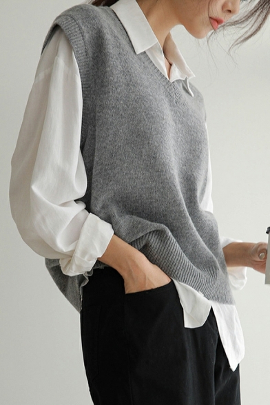 Women Dashing Plain V-neck Sleeveless Rib Hem Fitted Knitted Vest