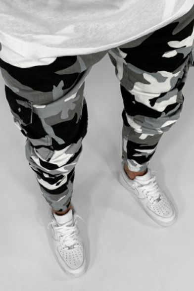 Guy's Edgy Camouflage Pattern Full Length Mid Rise Skinny Zip Placket Jeans