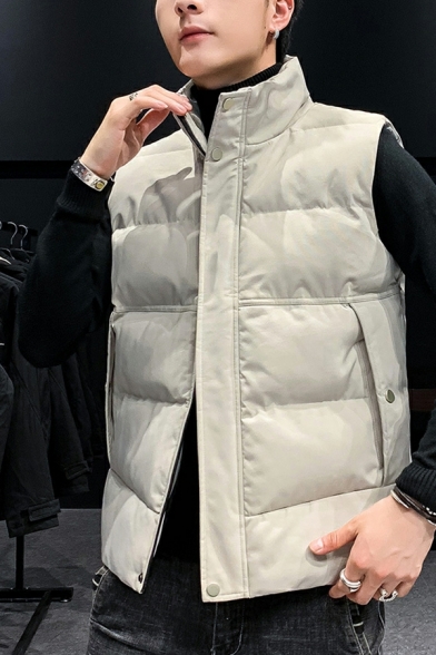 Unique Solid Color Stand Neck Sleeveless Fitted Pocket Design Zip-up Vest for Men