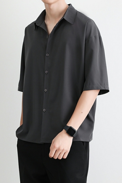 Men Urban Solid Color Turn-down Collar Regular Fit Half Sleeve Button Up Shirt