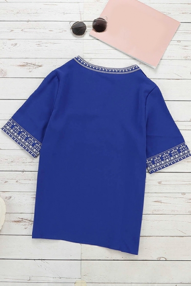 Modern Girl's Pure Color V-Neck Five Quarter Sleeves Embroidery Lace Shirt