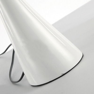 Novelty Design Elegantly Resin Designer Table Lamps in Beautiful Shape