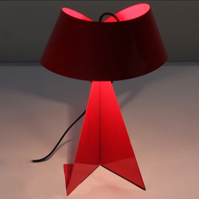 Modern Metal Made Mini Table Lamp in White/Black/Red