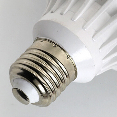 220V 5W E27 Warm White Light LED Globe Bulb