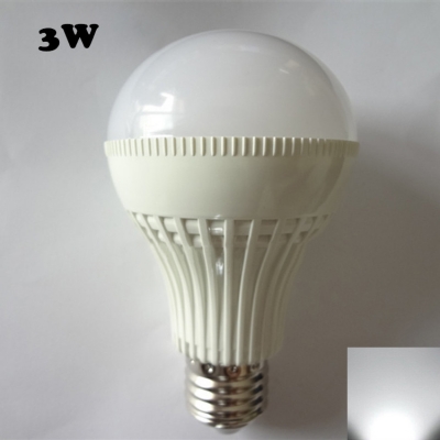 3W 180° E27 6000K LED Ball Bulb in White PC