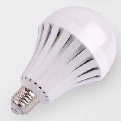 240lm E27 3W PC LED Globe Bulb Cool White Light