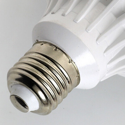 Plastic 220V E27 12W Cool White Light LED Globe Bulb