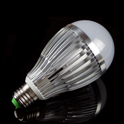 7W 220V Warm White E27  LED Globe Bulb