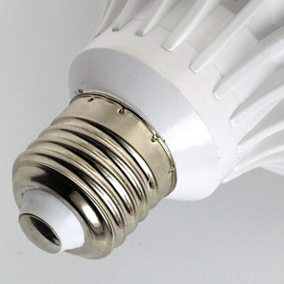 220V 9W E27 Warm White Light LED Globe Bulb