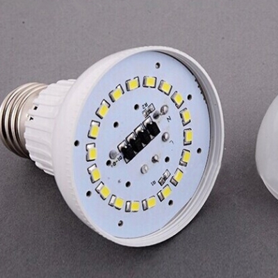 White PC Cool White Light 180° E27 7W  LED Ball Bulb
