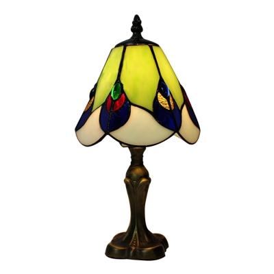 

Vintage Mini Tiffany Stained Glass Table Lamp with Scalloped Edge, HL403934