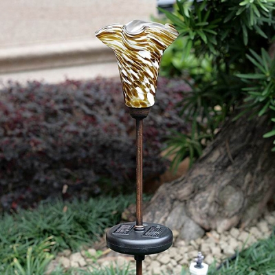5 Inches Wide Flower Shape Solar Powered LED Decorative Garden Stake