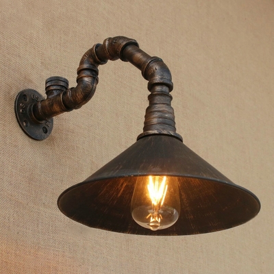 Industrial Wall Sconce with Pipe Fixture Arm and Metal Shade in Retro Style