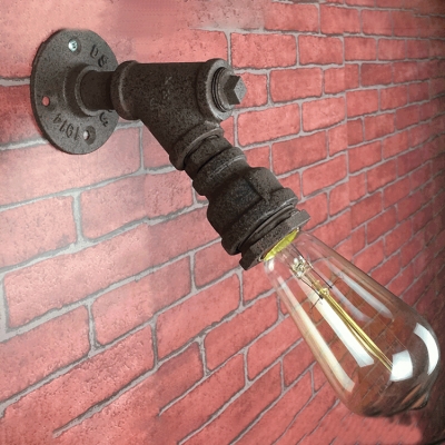 Industrial Simple Wall Sconce in Pipe Style, Rust