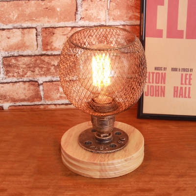 Industrial Vintage 5.5''W Table Lamp with Metal Cage in Rust Finish