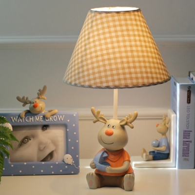 Checkered Shade Table Light with Resin Deer Base Children Bedroom Single Head Table Lamp