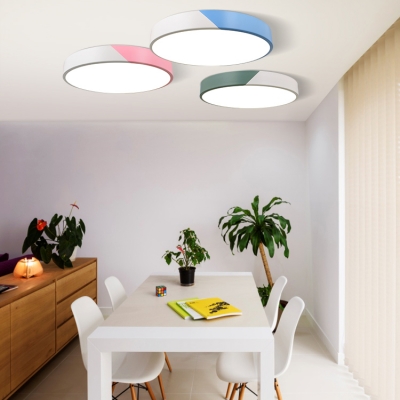 Round LED Flush Mount Light Colorful Bedroom Metallic Ceiling Lamp in White/Third Gear