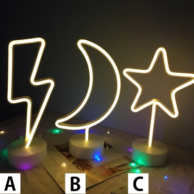 Battery-Operated/USB Lighting/Star/Moon Kids Warm Night Light with Plastic Base