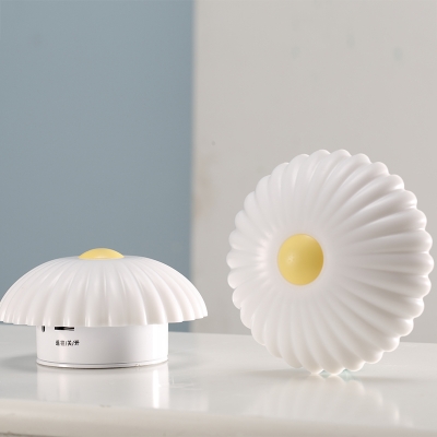 White Daisy Battery and Chargeable Kids Bed Night Light with Warm/Cool Light 