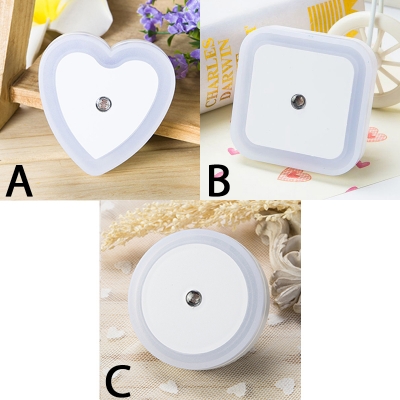 Portable Mini Light-Sensing Heart/Square/Round Shape LED Night Light in Blue/White/Yellow/Pink