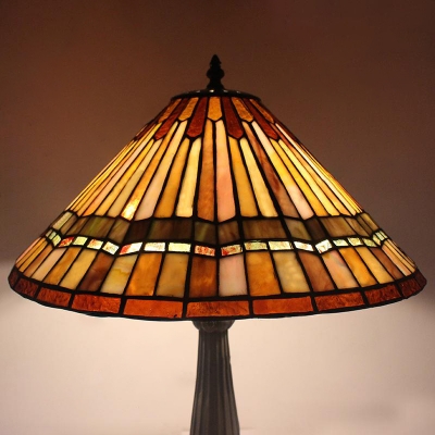 Geometrical Patterned Handmade Table Lamp with Tiffany Stained Glass Shade and Antique Bronze Base