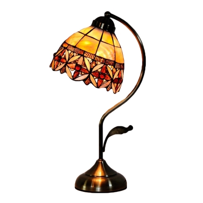 Flower Pattern Natural Shell Shade Curly Arm Tiffany Bedroom Accent Lamp