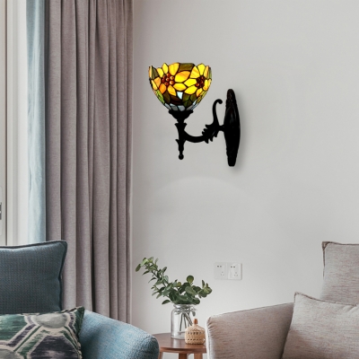 Torch Shape Mini Wall Lamp with Daisy Pattern Tiffany Stained Glass
