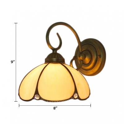 Beige Petal Shape Wall Lamp Tiffany Style Stained Glass Vintage Wall Sconce for Balcony