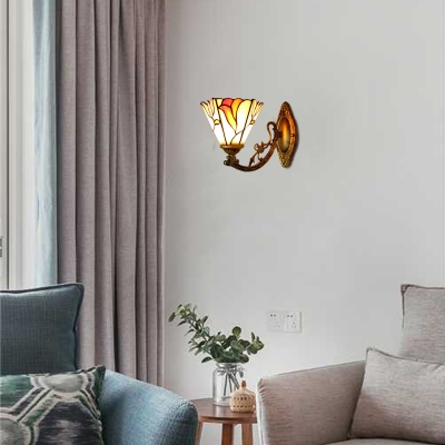 Antiqued Brass Floral Wall Sconce Tiffany Style Stained Glass Wall Light for Bedroom Corridor