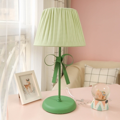 Green Trellis Design Standing Table Light with Bowknot Fabric Shade 1 Bulb Table Lamp for Living Room