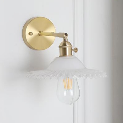 Opal Glass Scalloped Wall Sconce Simple Modern Rotatable Single Bulb Wall Lamp in Brass