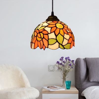 Elegant Tiffany Style Pendant Light with Oversize Sunflower Pattern