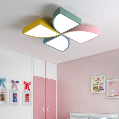 Metallic LED Flush Mount with Windmill Shape Modernism Multi Color Ceiling Lamp for Kindergarten