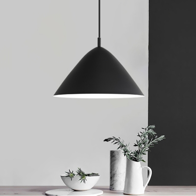 Conical Ceiling Pendant Light Modern Metal 1 Head Suspended Lamp in Black for Dinning Room