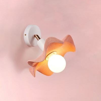 Single Light Petal Wall Sconce Staircase Hallway Metal Wall Mount Fixture in Gray/Pink/Yellow