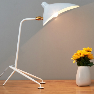 Metallic Duckbill Desk Lamp Modern Chic 1 Bulb Standing Table Light in White for Study Room
