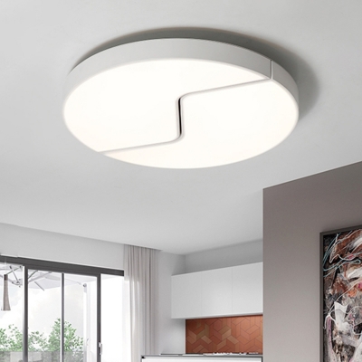 Round Ceiling Fixture Minimalist Modern Acrylic LED Flush Mount Light in White for Coffee Shop