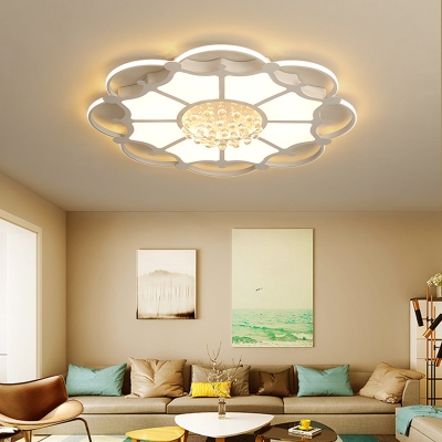 Contemporary Round Light Fixture with Clear Crystal Acrylic LED Flush Mount Lighting in White