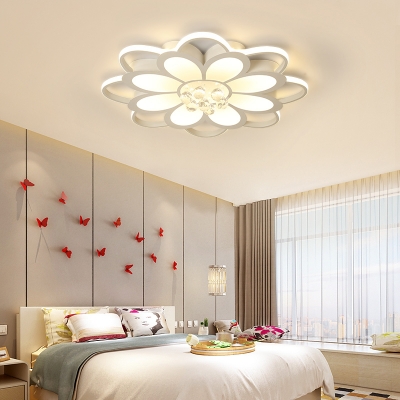 Modern Flower Ceiling Lamp Acrylic LED Ceiling Fixture with Clear Crystal in White for Living Room